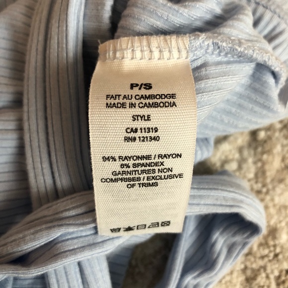 Garage Baby Blue Crop Top with Tie size Small - Picture 4 of 5